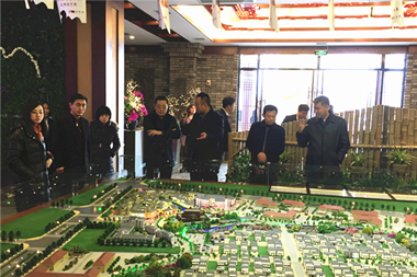 東盟中小企業(yè)發(fā)展委員會主席陳杰克 一行赴涇河新城考察、座談