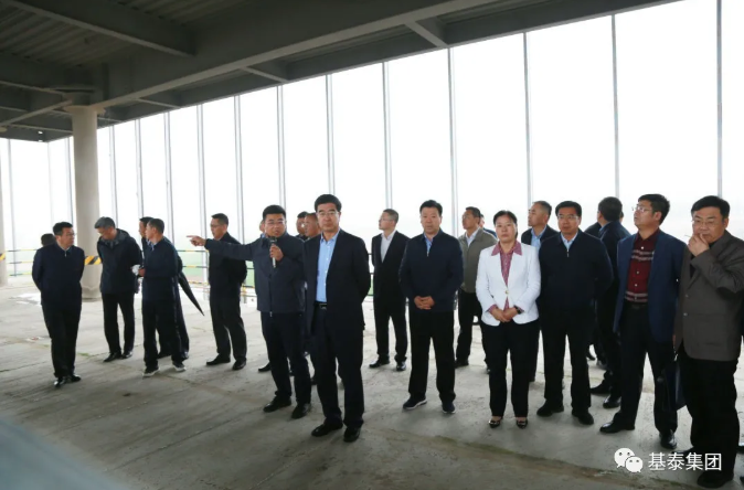 榆陽區(qū)召開高新區(qū)重點項目建設現(xiàn)場調(diào)度會